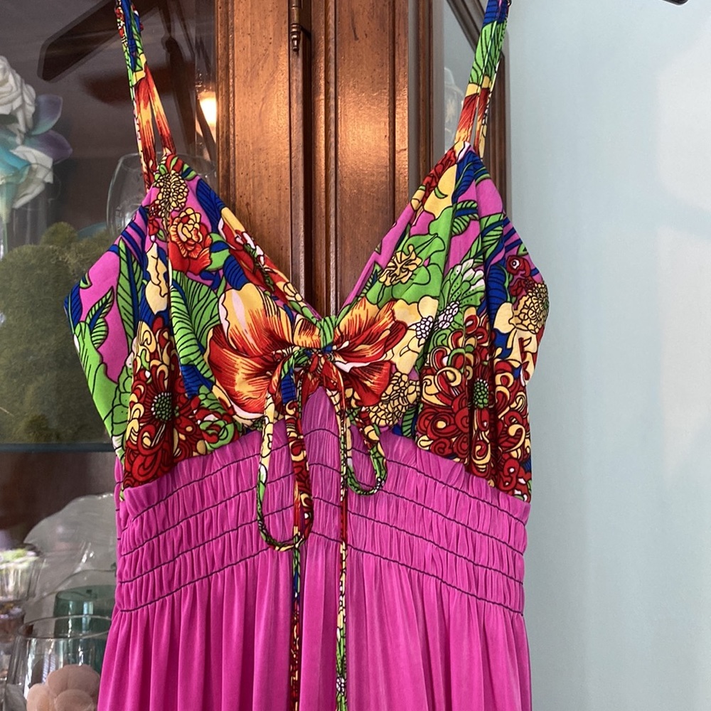 Dress - Picture 2 of 7